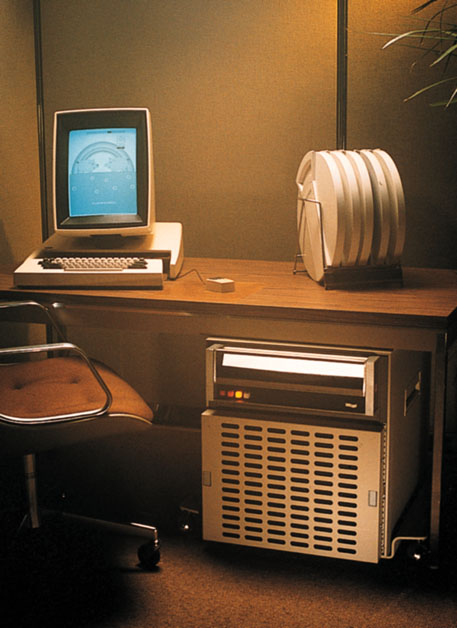 1970年代的Xerox Alto,图形用户界面的先驱